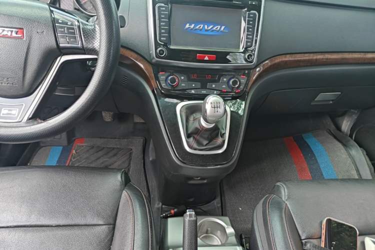 Used Haval H6 2013 Sports Edition 1.5T Manual Two-Wheel Drive Elite Model Gear Lever