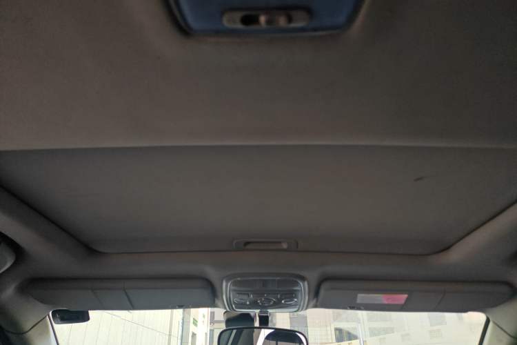 Used Haval H6 2013 Sport Edition 1.5T Manual Two-Wheel Drive Prestige Model Headliner