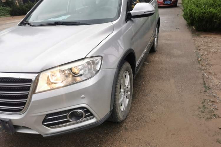 Used Haval H6 2013 Sports Edition 1.5T Manual Two-Wheel Drive Elite Model Left Front Headlight