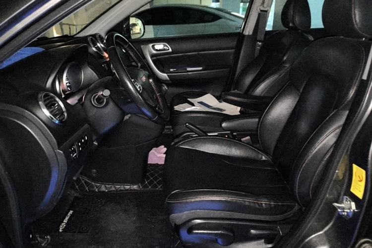Used Haval H6 2013 Upgraded Model 1.5T Manual Two-Wheel Drive Elite Version Left Front Seat