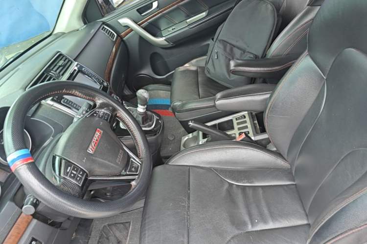 Used Haval H6 2013 Sports Edition 1.5T Manual Two-Wheel Drive Elite Model Left Front Seat