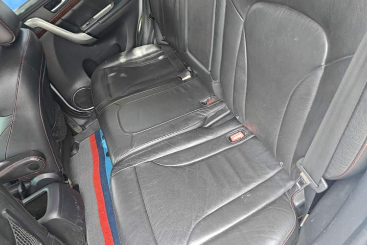 Used Haval H6 2013 Sports Edition 1.5T Manual Two-Wheel Drive Elite Model Left Rear Seat