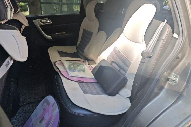 Used Haval H6 2013 Upgraded Model 1.5T Manual 4x4 Elite Version Left Rear Seat