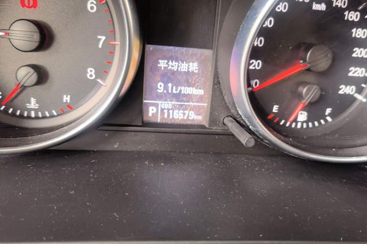 Used Haval H6 2013 Upgraded Model 2.4L Automatic Two-Wheel Drive Elite Version Odometer Close Up