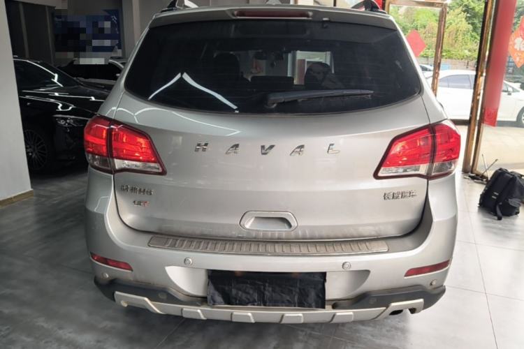 Used Haval H6 2013 Upgraded Model 1.5T Manual Two-Wheel Drive Elite Version Rear