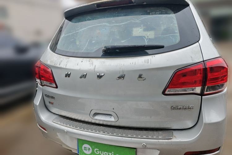 Used Haval H6 2013 Upgraded Model 1.5T Manual Two-Wheel Drive Elite Version Rear
