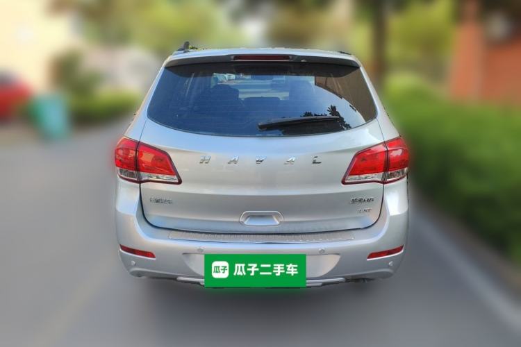 Used Haval H6 2013 Upgraded Model 1.5T Manual Two-Wheel Drive Elite Version Rear