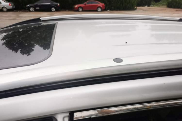 Used Haval H6 2013 Sports Edition 1.5T Manual Two-Wheel Drive Elite Model Roof