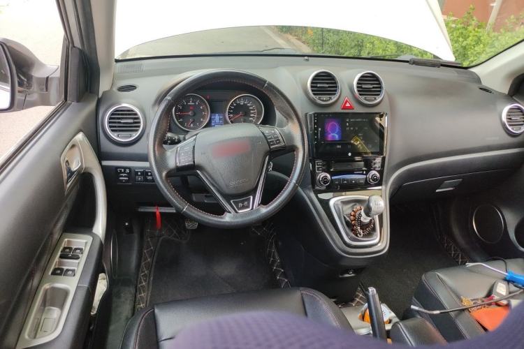 Used Haval H6 2013 Upgraded Model 1.5T Manual Two-Wheel Drive Elite Version Steering Wheel