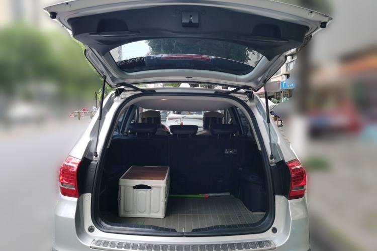 Used Haval H6 2013 Sports Edition 1.5T Manual Two-Wheel Drive Elite Model Trunk
