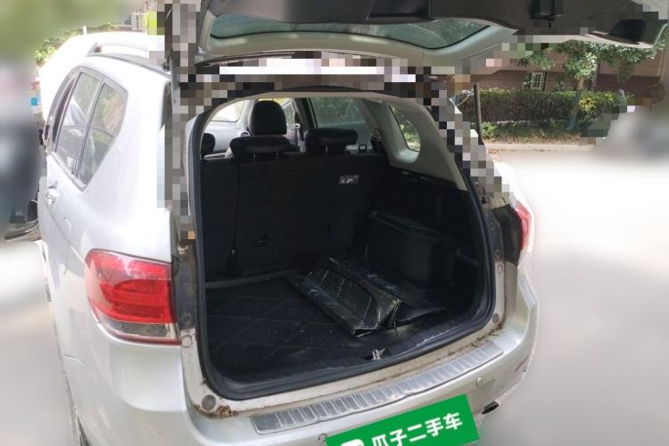 Used Haval H6 2013 Upgraded Model 1.5T Manual Two-Wheel Drive Elite Version Trunk
