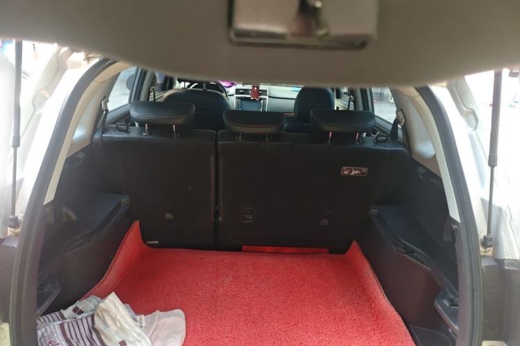 Used Haval H6 2013 Sport Edition 1.5T Manual Two-Wheel Drive Prestige Model Trunk