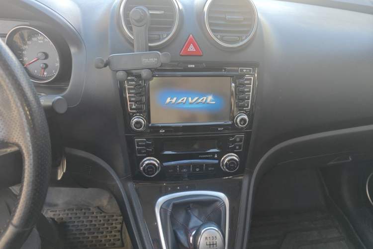 Used Haval H6 2013 Upgraded Model 1.5T Manual 4x4 Elite Version Audio And AC Panel