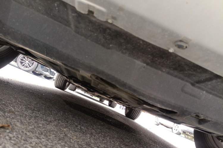 Used Haval H6 2013 Sports Edition 1.5T Manual Two-Wheel Drive Elite Model Chassis Front