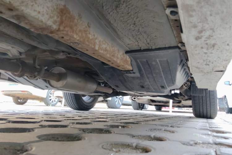 Used Haval H6 2013 Sports Edition 1.5T Manual Two-Wheel Drive Elite Model Chassis Front Left