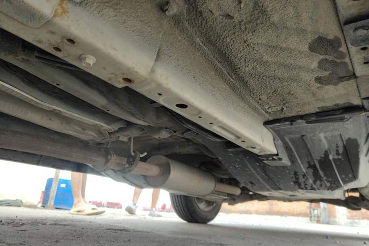 Used Haval H6 2013 Sports Edition 1.5T Manual Two-Wheel Drive Elite Model Chassis Front Left