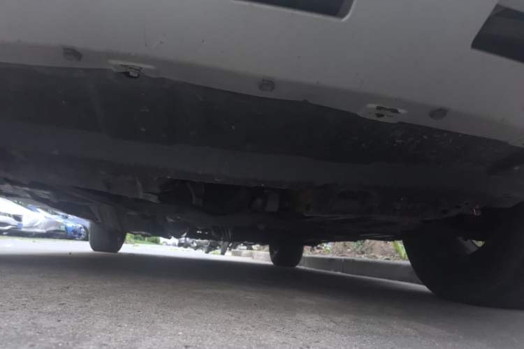 Used Haval H6 2013 Sports Edition 1.5T Manual Two-Wheel Drive Elite Model Chassis Front