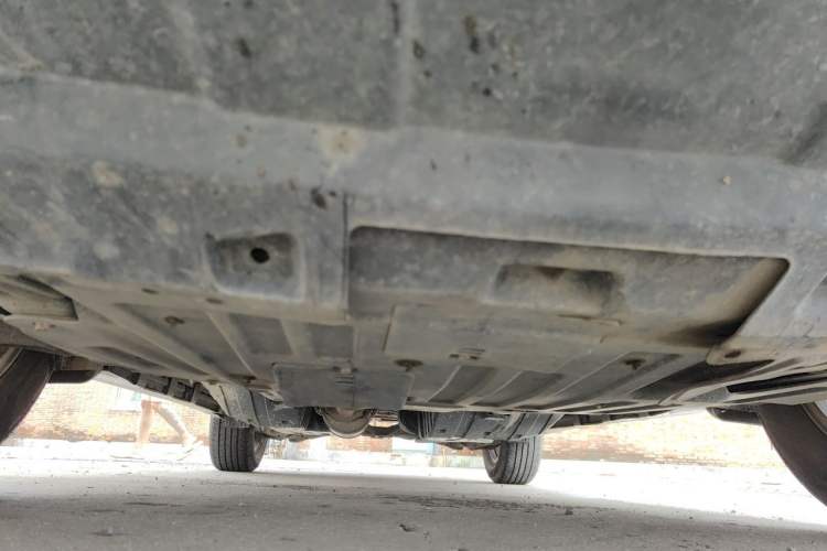 Used Haval H6 2013 Sports Edition 1.5T Manual Two-Wheel Drive Elite Model Chassis Front