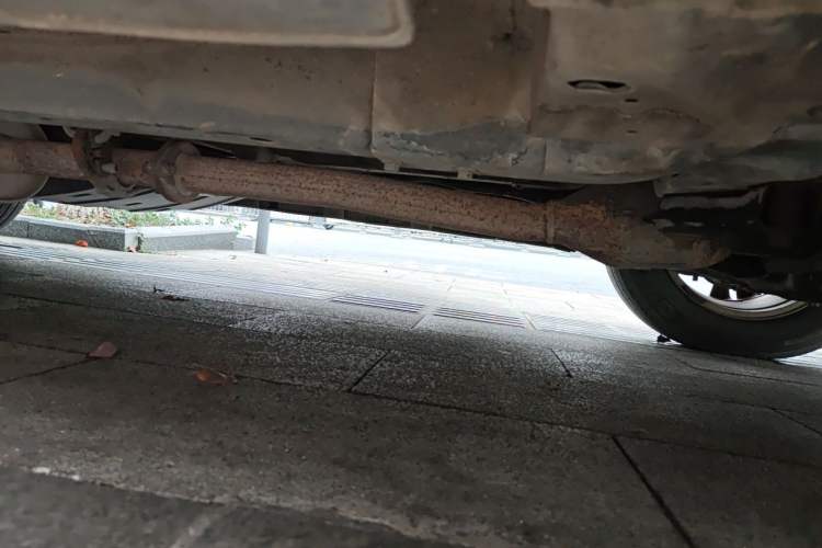 Used Haval H6 2013 Upgraded Model 1.5T Manual Two-Wheel Drive Elite Version Chassis Front Right