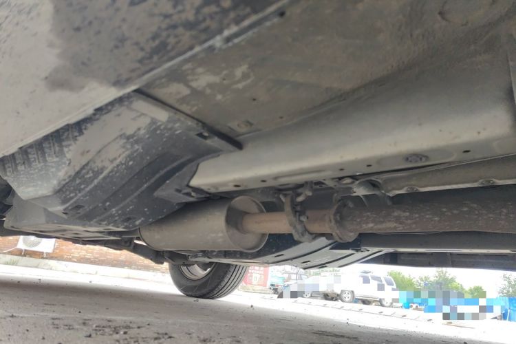 Used Haval H6 2013 Sports Edition 1.5T Manual Two-Wheel Drive Elite Model Chassis Front Right