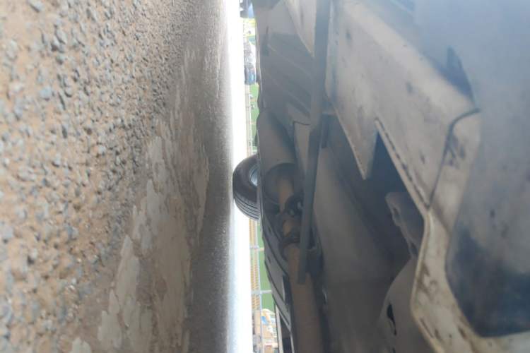 Used Haval H6 2013 Upgraded Model 1.5T Manual Two-Wheel Drive Elite Version Chassis Front Right