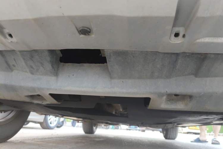 Used Haval H6 2013 Upgraded Model 1.5T Manual Two-Wheel Drive Elite Version Chassis Front
