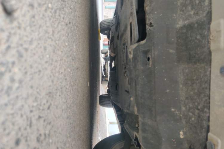 Used Haval H6 2013 Sports Edition 1.5T Manual Two-Wheel Drive Elite Model Chassis Front