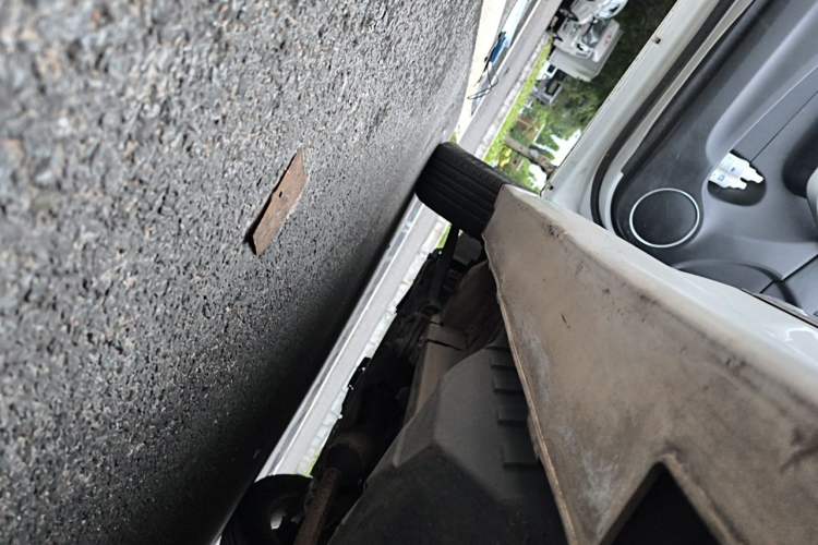 Used Haval H6 2013 Upgraded Model 2.4L Automatic Two-Wheel Drive Elite Version Chassis Rear Left