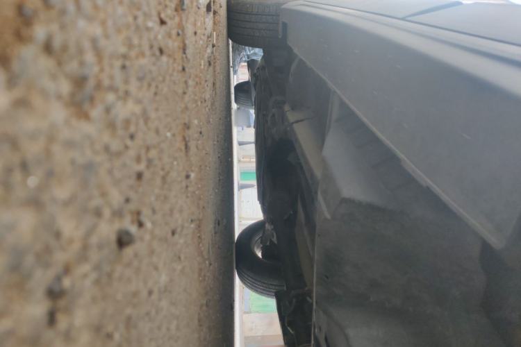 Used Haval H6 2013 Sports Edition 1.5T Manual Two-Wheel Drive Elite Model Chassis Rear Left