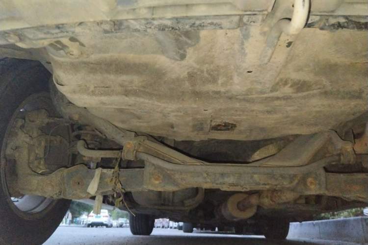 Used Haval H6 2013 Upgraded Model 2.4L Automatic Two-Wheel Drive Prestige Version Chassis Rear