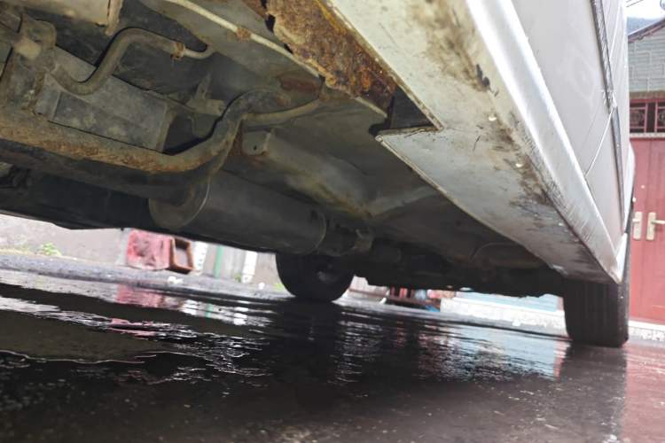 Used Haval H6 2013 Upgraded Model 2.4L Automatic Two-Wheel Drive Elite Version Chassis Rear Right