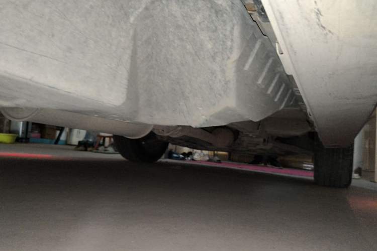 Used Haval H6 2013 Sports Edition 1.5T Manual Two-Wheel Drive Elite Model Chassis Rear Right