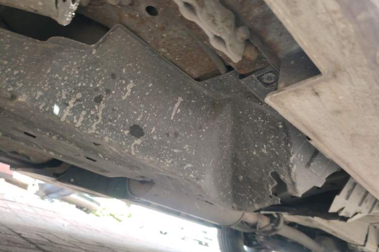 Used Haval H6 2013 Upgraded Model 1.5T Manual Two-Wheel Drive Elite Version Chassis Rear Right