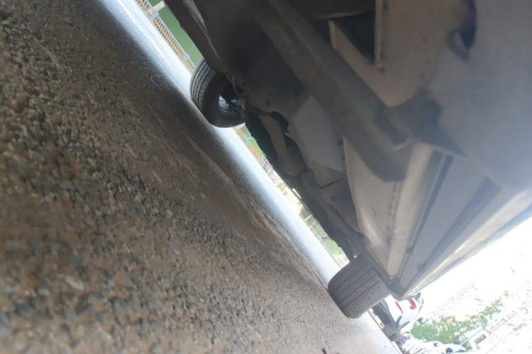 Used Haval H6 2013 Upgraded Model 1.5T Manual Two-Wheel Drive Elite Version Chassis Rear Right