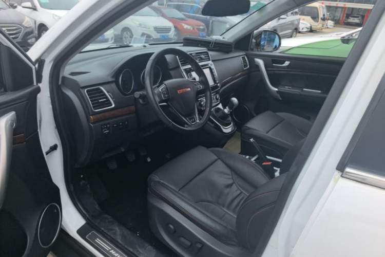 Used Haval H6 2013 Sports Edition 1.5T Manual Two-Wheel Drive Elite Model Driver Seat