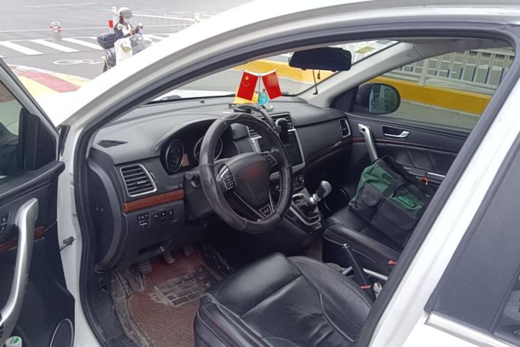 Used Haval H6 2013 Sports Edition 1.5T Manual Two-Wheel Drive Elite Model Driver Seat