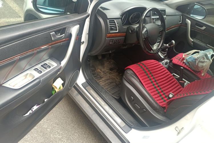 Used Haval H6 2013 Sports Edition 1.5T Manual Two-Wheel Drive Elite Model Driver Seat