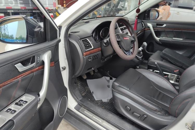 Used Haval H6 2013 Sports Edition 1.5T Manual Two-Wheel Drive Elite Model Driver Seat