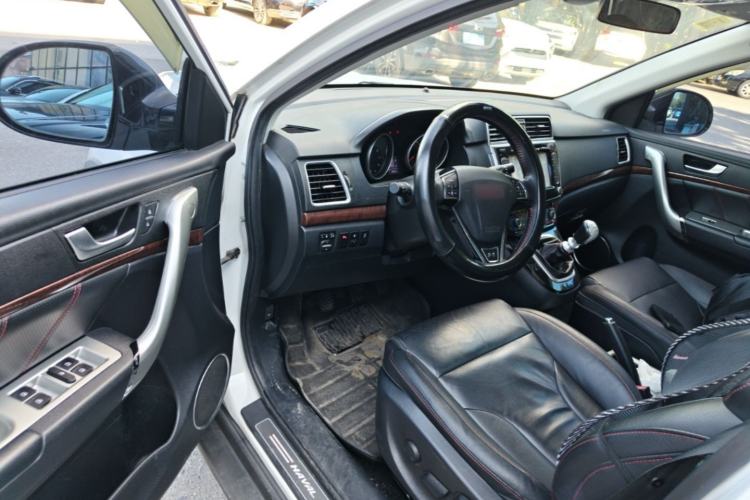 Used Haval H6 2013 Sports Edition 1.5T Manual Two-Wheel Drive Elite Model Driver Seat