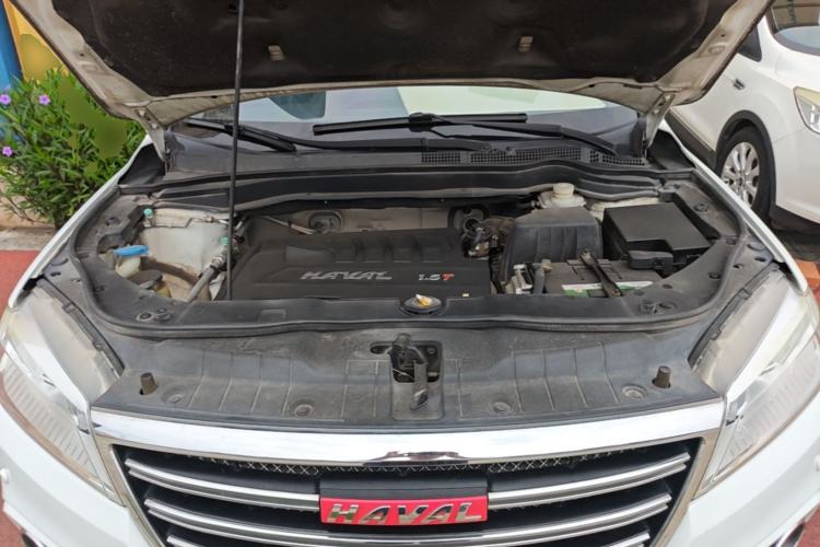 Used Haval H6 2013 Sports Edition 1.5T Manual Two-Wheel Drive Elite Model Engine Bay