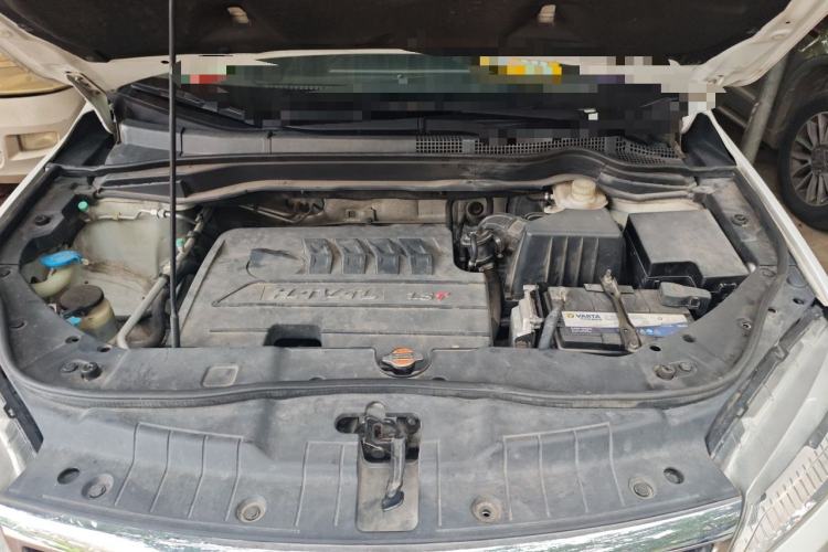 Used Haval H6 2013 Sport Edition 1.5T Manual Two-Wheel Drive Prestige Model Engine Bay