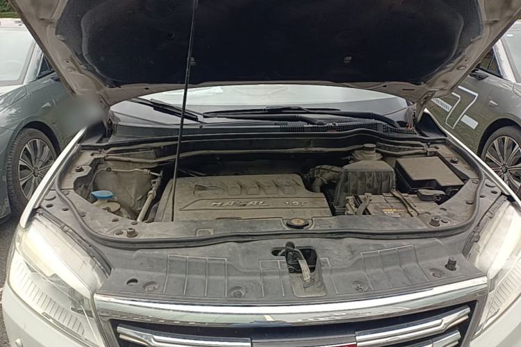 Used Haval H6 2013 Sports Edition 1.5T Manual Two-Wheel Drive Elite Model Engine Bay
