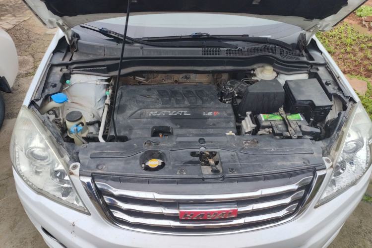Used Haval H6 2013 Sports Edition 1.5T Manual Two-Wheel Drive Elite Model Engine Bay