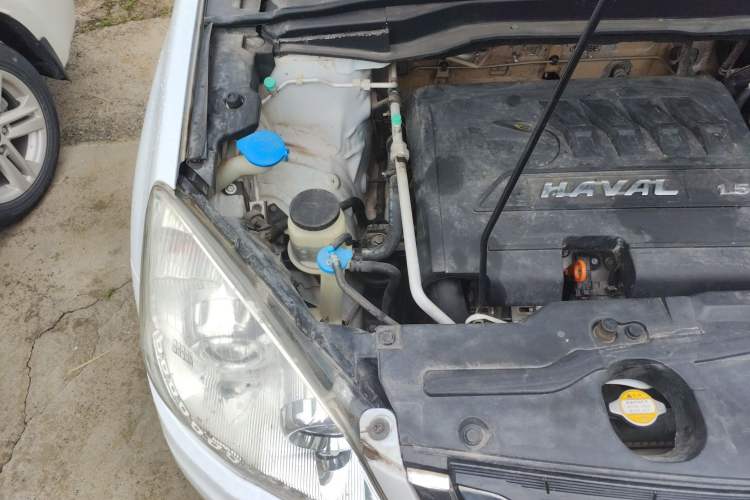 Used Haval H6 2013 Sports Edition 1.5T Manual Two-Wheel Drive Elite Model Engine Bay Right