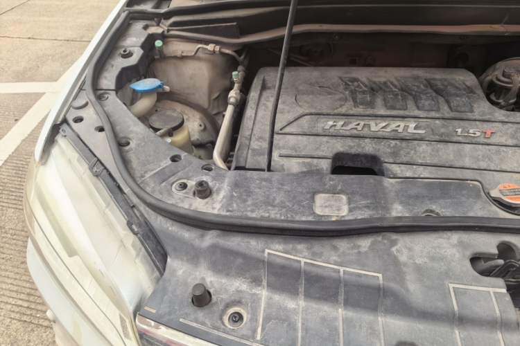 Used Haval H6 2013 Sports Edition 1.5T Manual Two-Wheel Drive Elite Model Engine Bay Right