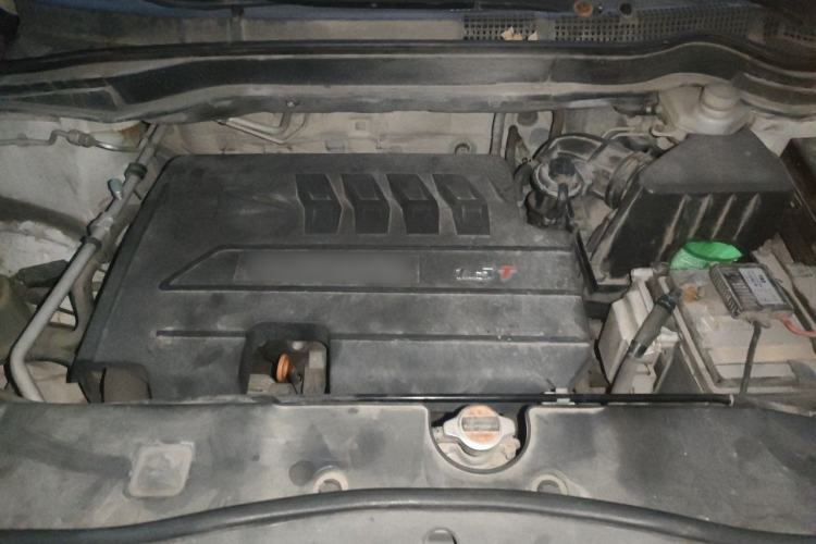 Used Haval H6 2013 Sport Edition 1.5T Manual Two-Wheel Drive Prestige Model Engine Bay