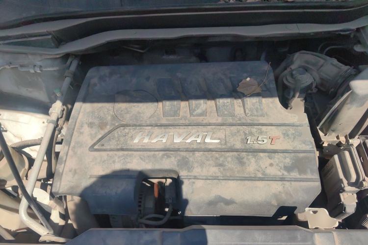 Used Haval H6 2013 Upgraded Model 1.5T Manual Two-Wheel Drive Elite Version Engine Bay