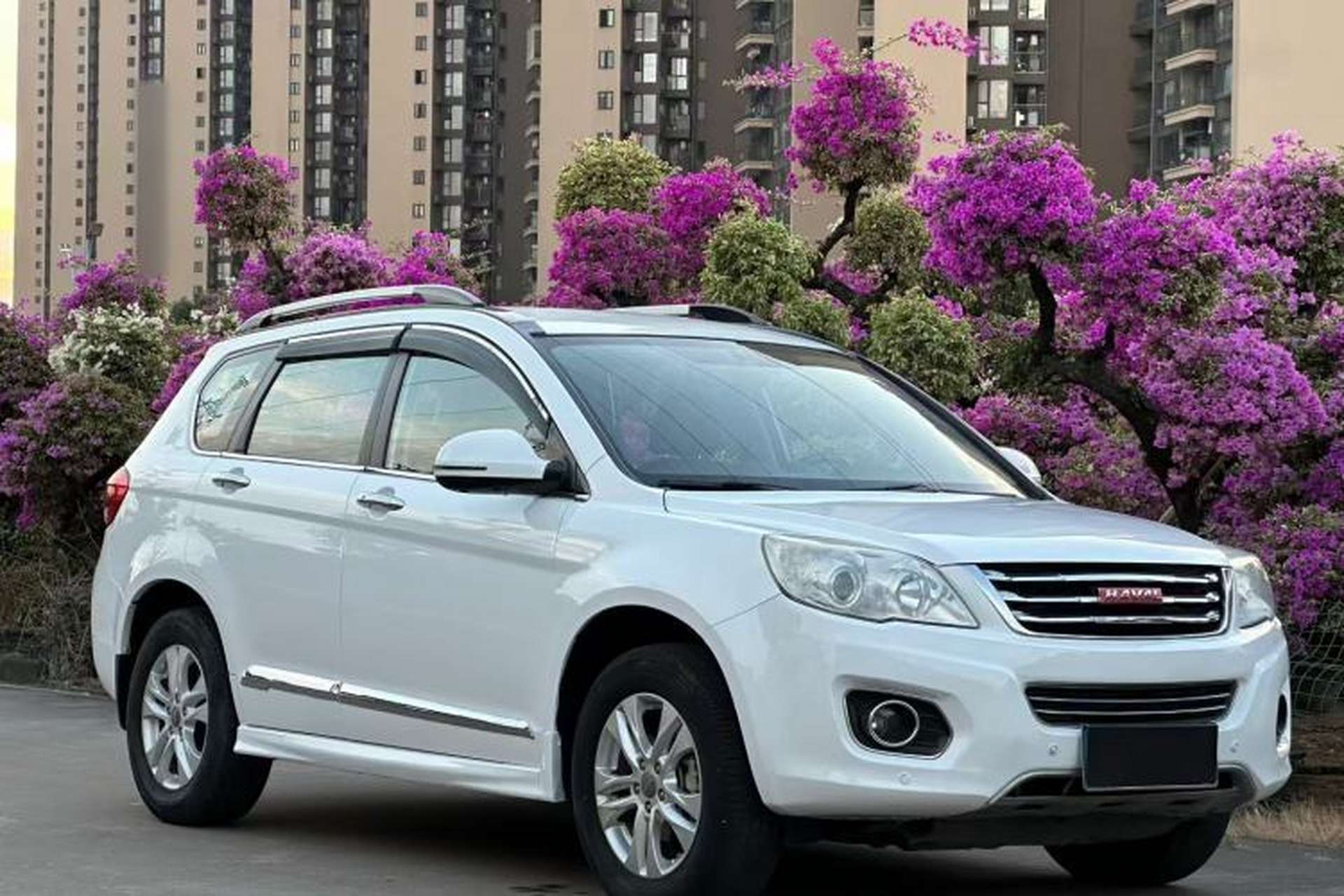 Used Haval H6 2013 Upgraded Model 1.5T Manual Two-Wheel Drive Elite Version Exterior 4