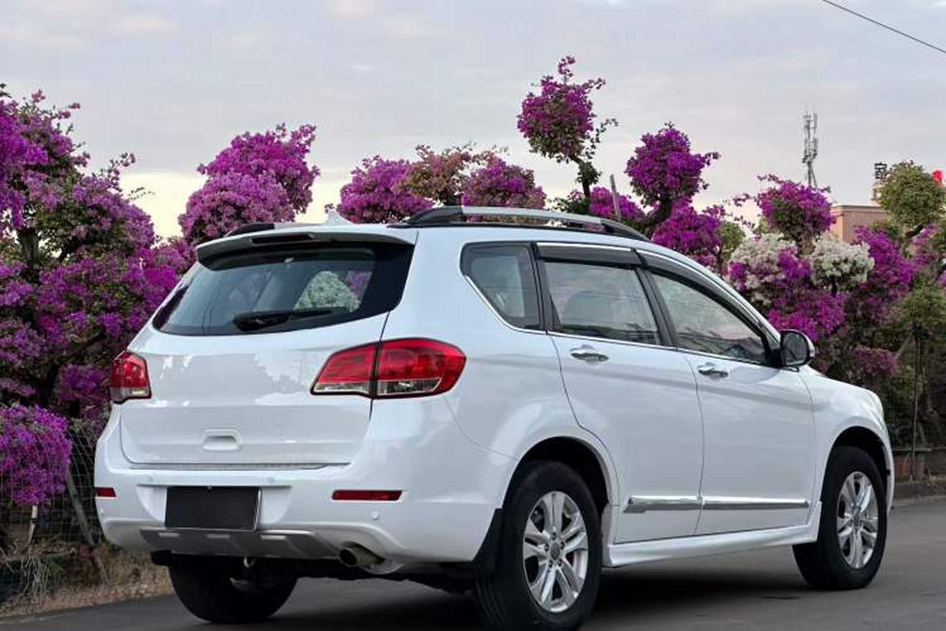 Used Haval H6 2013 Upgraded Model 1.5T Manual Two-Wheel Drive Elite Version Exterior 6