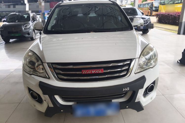 Used Haval H6 2013 Upgraded Model 1.5T Manual Two-Wheel Drive Elite Version Front